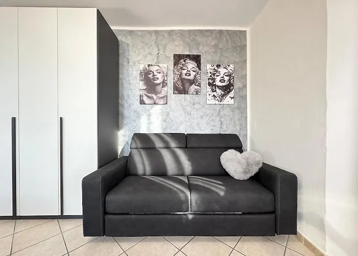 Evelyne - Centro Storico A Due Passi - 볼로냐