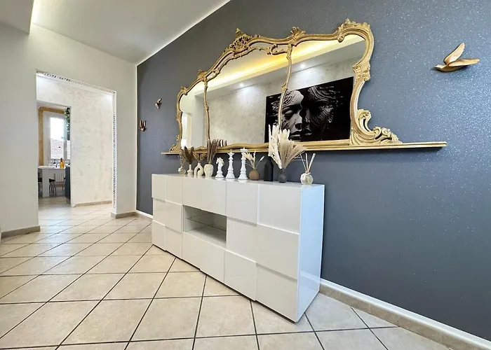 Evelyne - Centro Storico A Due Passi - 아파트 볼로냐