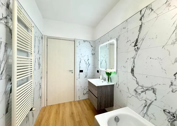 아파트 Evelyne - Centro Storico A Due Passi - *