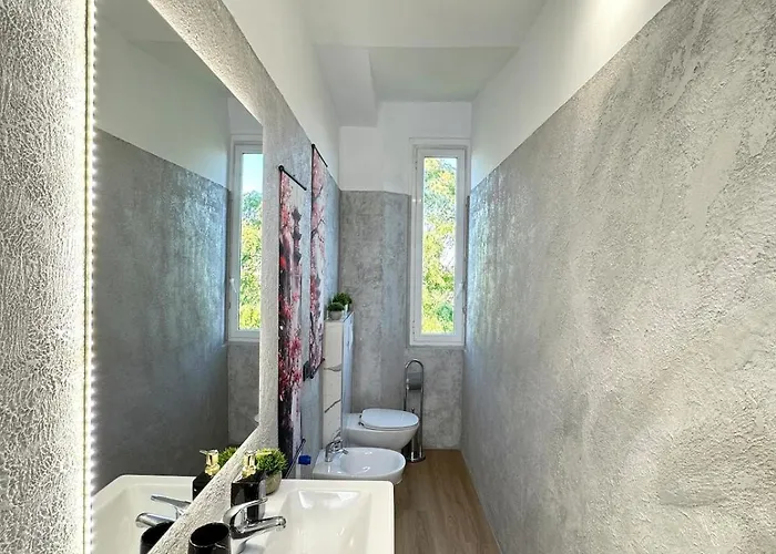 Evelyne - Centro Storico A Due Passi -