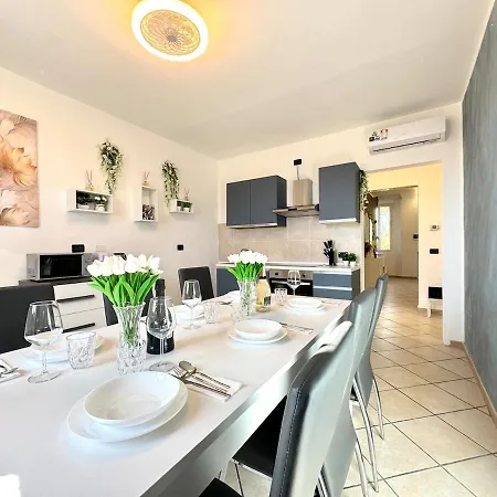 Evelyne - Centro Storico A Due Passi - Apartman *