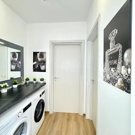 Evelyne - Centro Storico A Due Passi - Apartmán *
