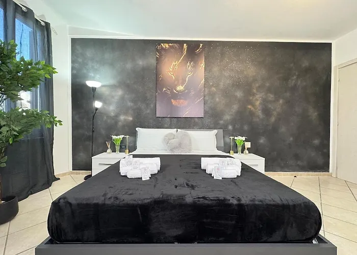 Evelyne - Centro Storico A Due Passi - Apartment