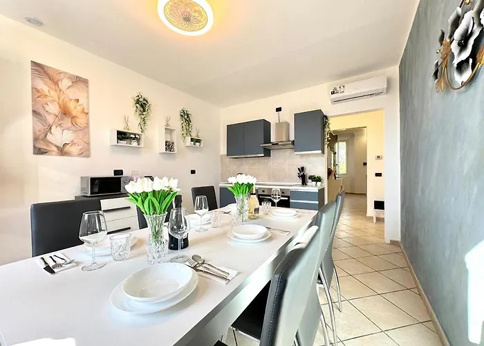 Evelyne - Centro Storico A Due Passi - Apartment *