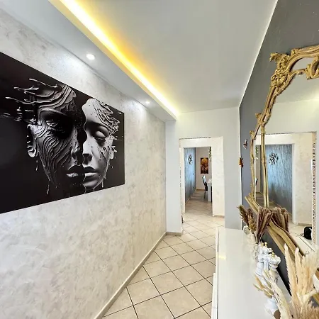 Evelyne - Centro Storico A Due Passi - * Bologne