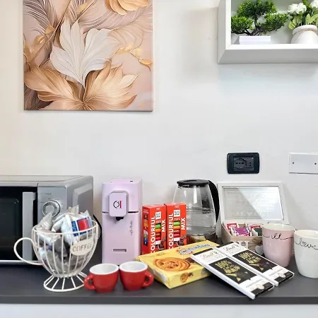 Evelyne - Centro Storico A Due Passi - Appartement Bologne